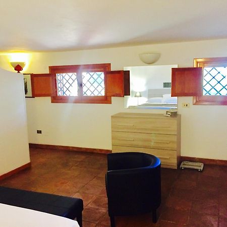 Le Due Pigne (Adults Only) Vila Taranto Exterior foto