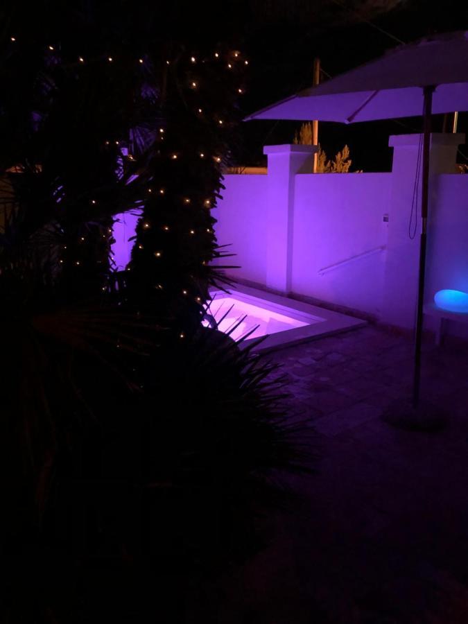 Le Due Pigne (Adults Only) Vila Taranto Exterior foto