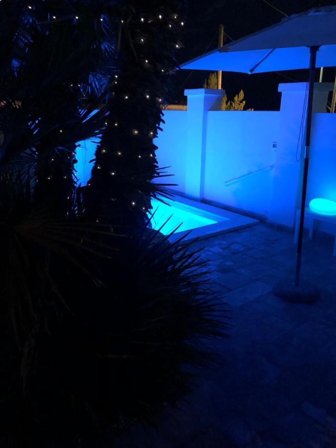 Le Due Pigne (Adults Only) Vila Taranto Exterior foto