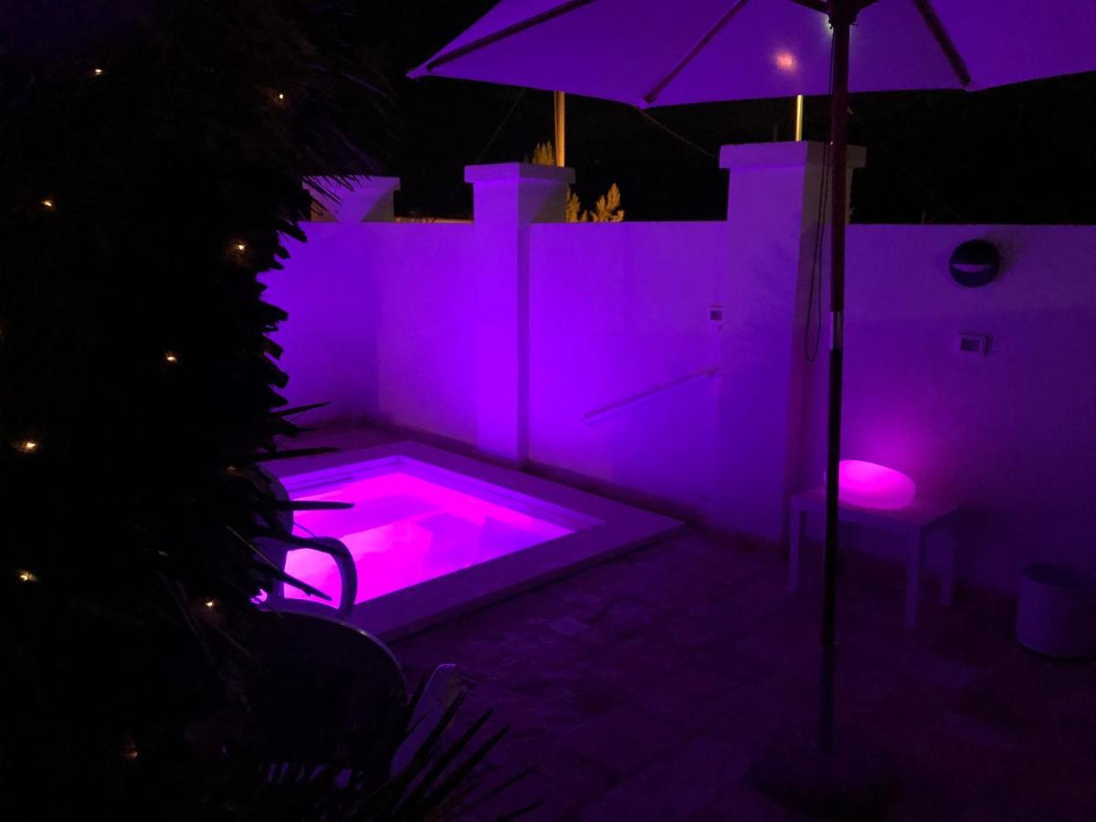 Le Due Pigne (Adults Only) Vila Taranto Exterior foto