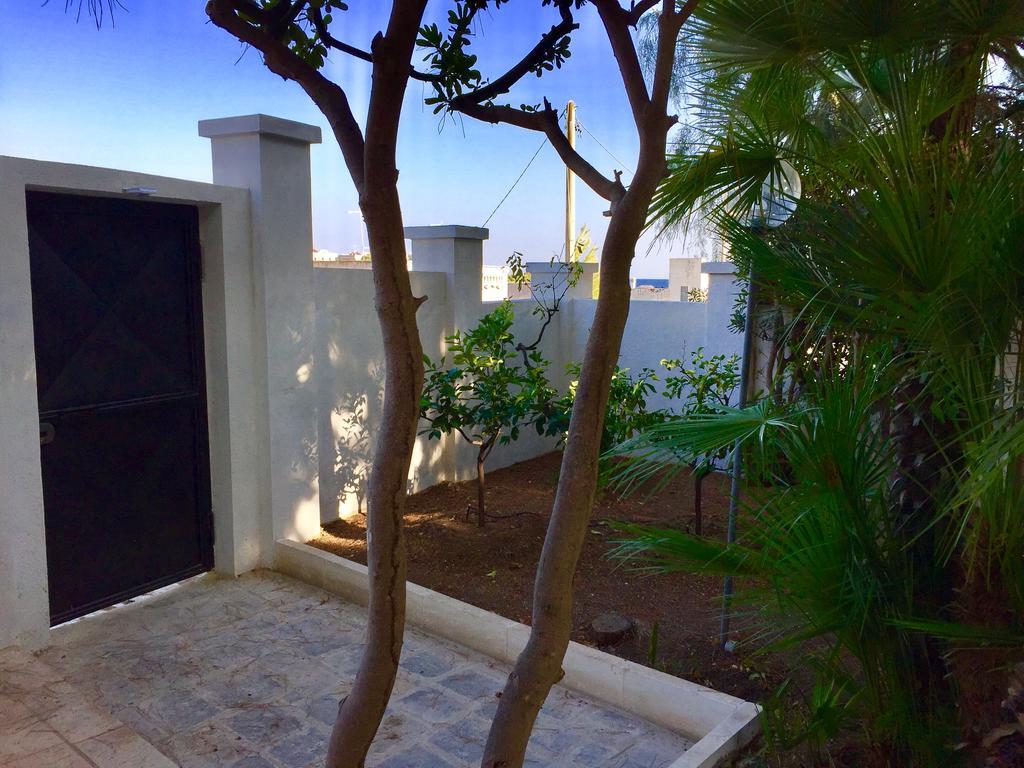 Le Due Pigne (Adults Only) Vila Taranto Exterior foto