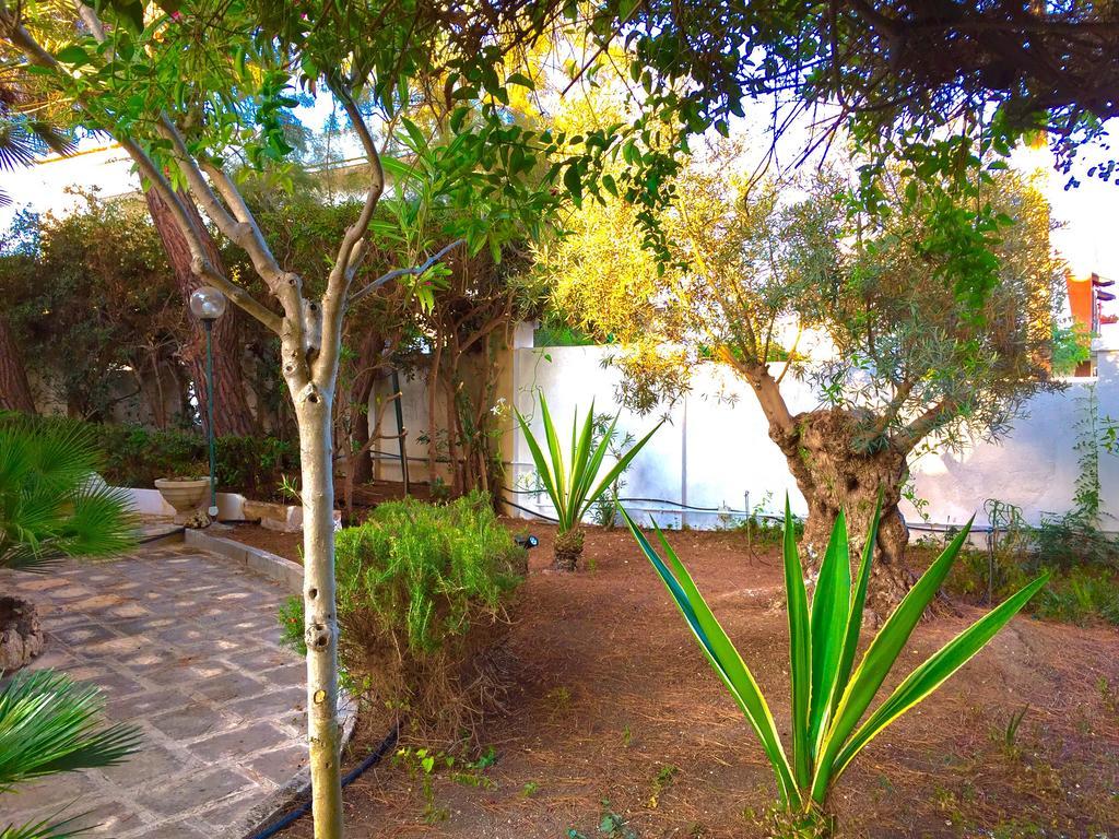 Le Due Pigne (Adults Only) Vila Taranto Exterior foto
