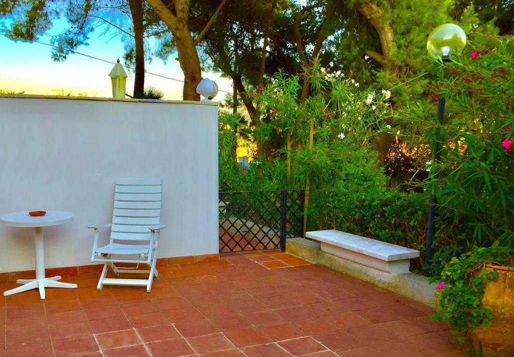 Le Due Pigne (Adults Only) Vila Taranto Exterior foto