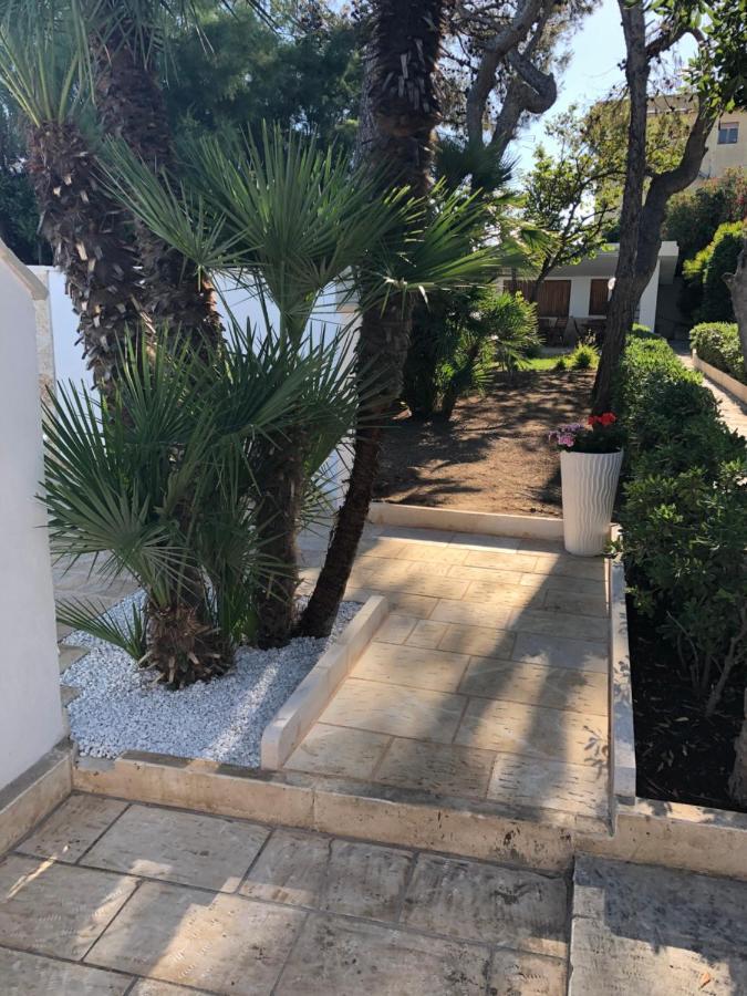 Le Due Pigne (Adults Only) Vila Taranto Exterior foto