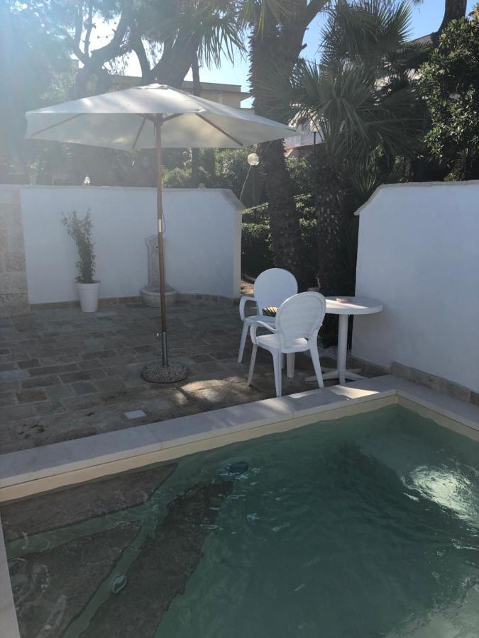 Le Due Pigne (Adults Only) Vila Taranto Exterior foto